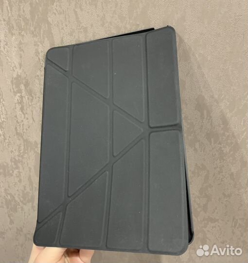 Чехол на iPad