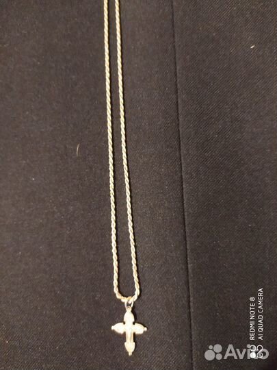 Серебряный крестик