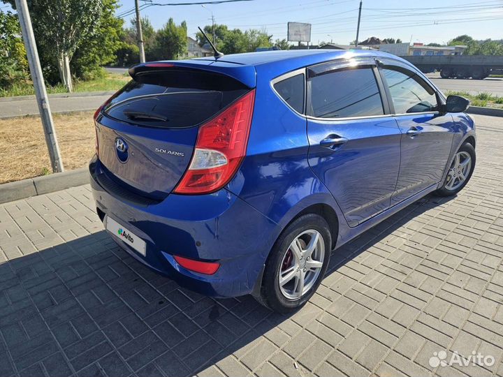 Hyundai Solaris 1.4 AT, 2011, 214 000 км