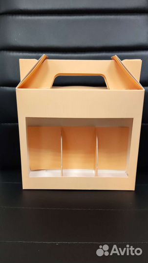 Подарочная коробка упаковка