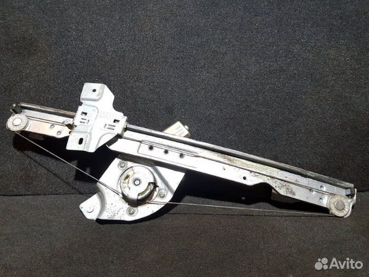 Стеклоподъемник передний правый Renault Duster