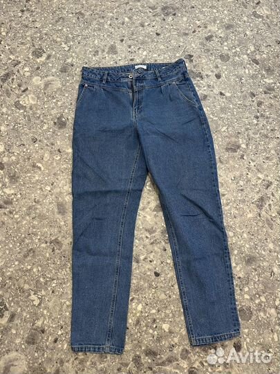 Джинсы