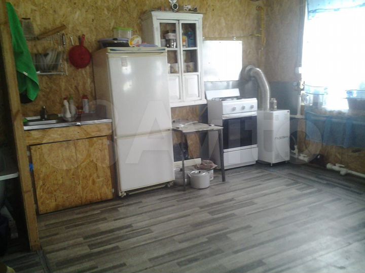 Дом 30 м² на участке 25 сот.