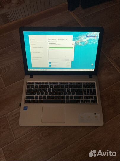 Asus vivobook 15