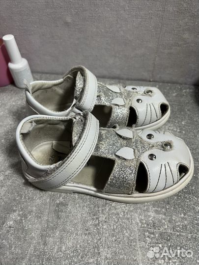 Сандалии для девочки 26 размер