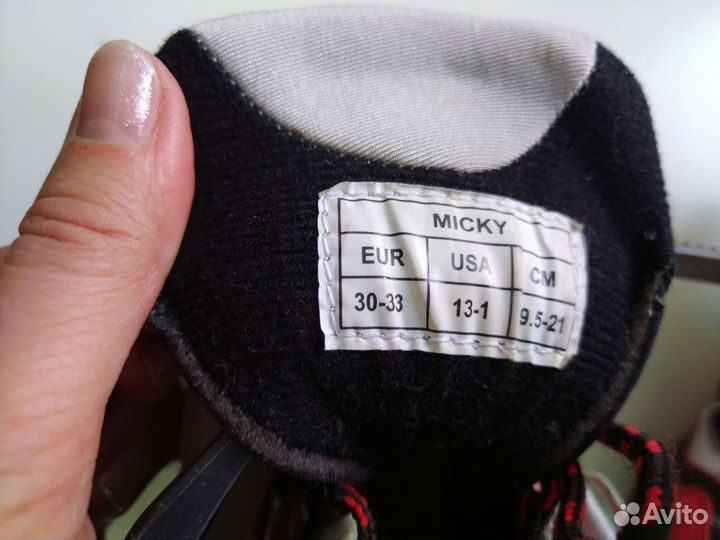 Роликовые коньки раздвижные состояние:новых