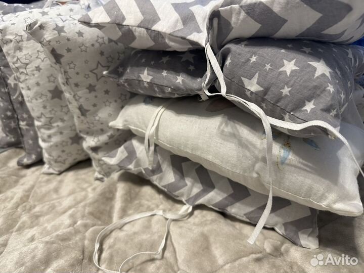 Бортики в детскую кроватку