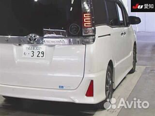 Toyota Voxy 2.0 CVT, 2020, 45 000 км