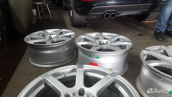 Комплект дисков r18