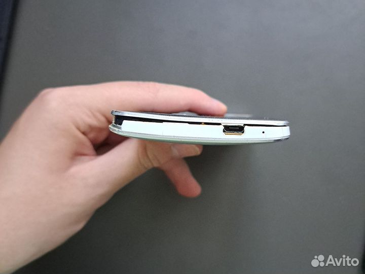 HTC One Dual Sim, 2/32 ГБ