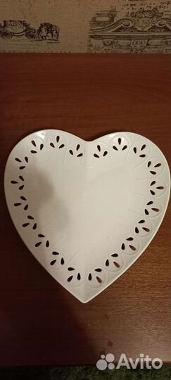 Тарелки сервировочные