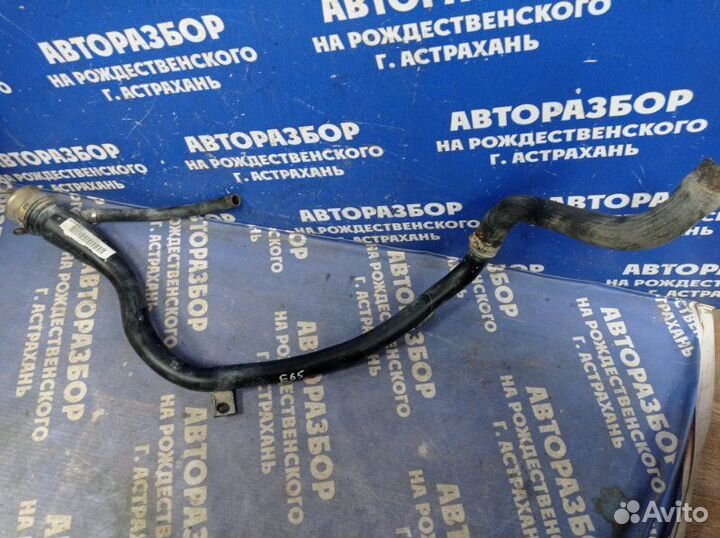 Заливная горловина бензобака Bmw E65 седан 2004