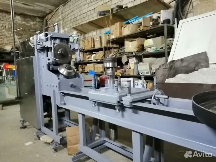 Фланжировочный отбортовочный станок для днищ