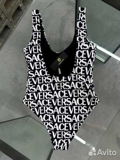 Купальник Versace слитный