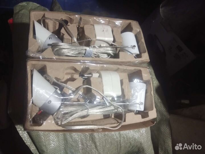 Продам светильники