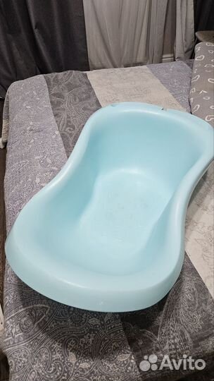 Ванночка для купания с горкой