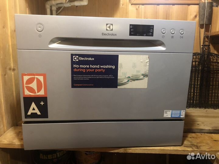 Посудомоечная машина electrolux