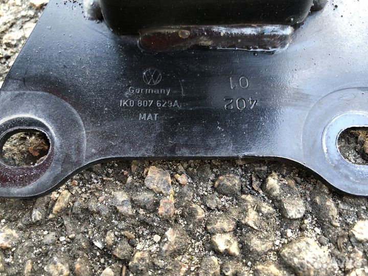 Усилитель заднего бампера Октавия а5