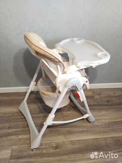 Стульчик для кормления babyton
