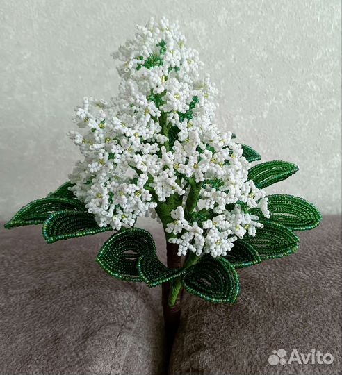 Ветка сирени из бисера