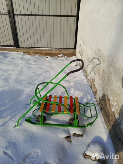 Детские санки с колесами