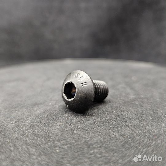 Болт для крепления передней звезды Kenli на BMX, H