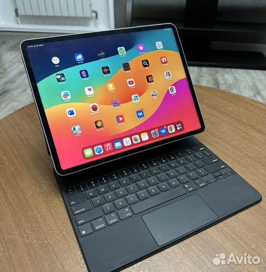 iPad pro 12 9 2022 m2 256гб+ комплект