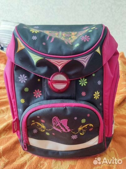 Рюкзак школьный