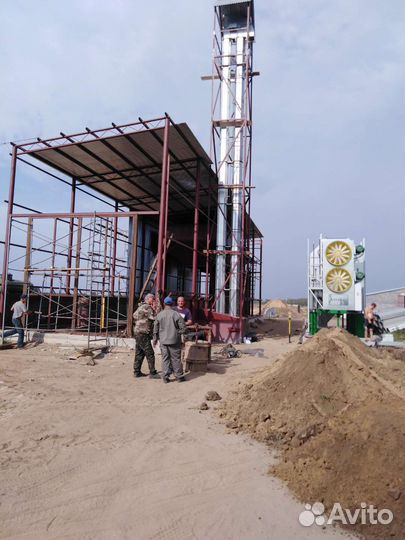 Сельский строитель