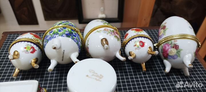 Пасхальные яйца и маленькие шкатулки одним лотом