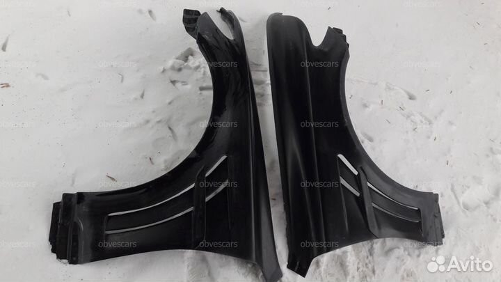 Крылья передние Wald для Lexus LS 460 600