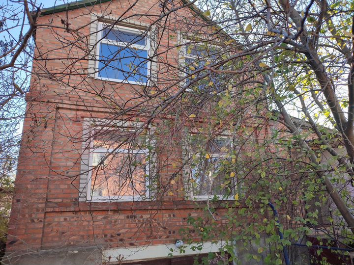 Дом 112 м² на участке 5,3 сот.