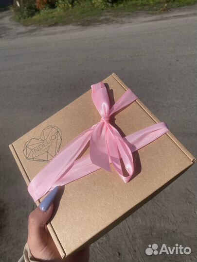 Маникюр на дому