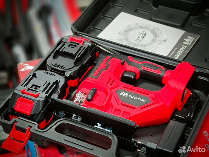 Лобзик аккумуляторный Tademitsu