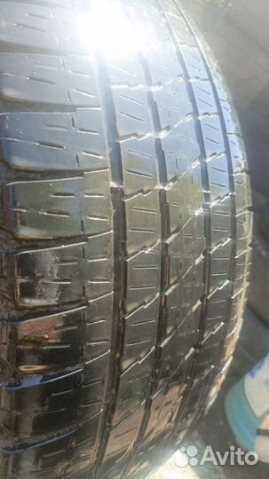 Bridgestone Dueler A/T 285/45 R22