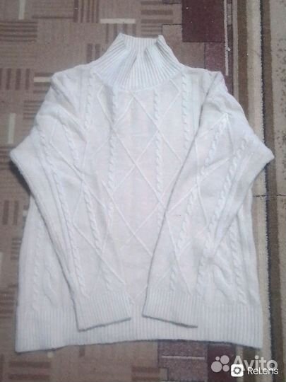 Свитер