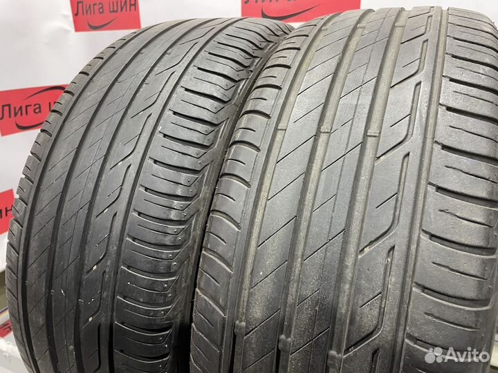 Bridgestone Turanza T001 215/55 R17