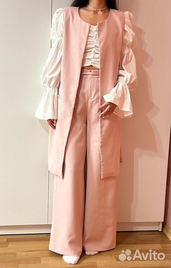 Брючный костюм женский 44