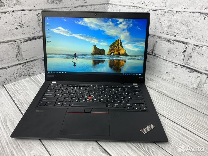 Ультрабук как новый Lenovo x390\i5-8250u\8+256