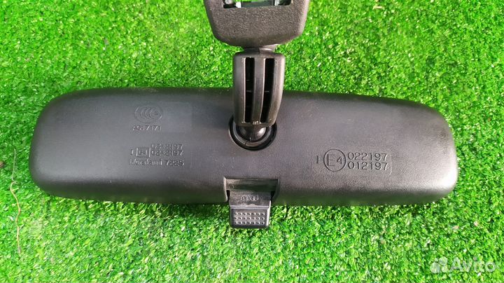 Зеркало салона Toyota Wish универсал 2zrfae 2010