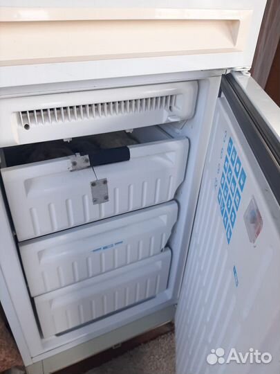 Холодильник бу stinol