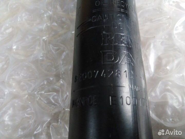 Амортизатор подвески задний Renault Logan 2004