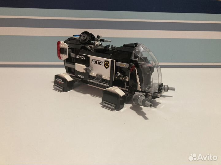 Lego Movie 70815 Super secret police dropship