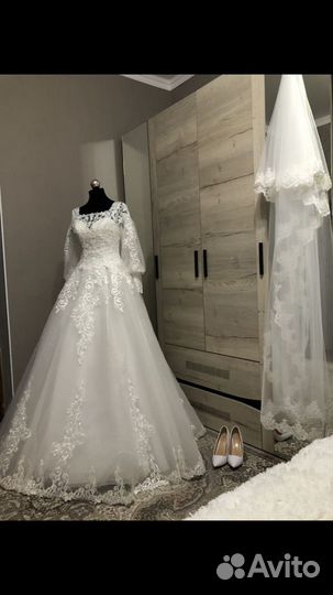 Свадебное платье