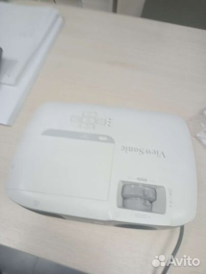 Проектор Viewsonic +Экран с электроприводом