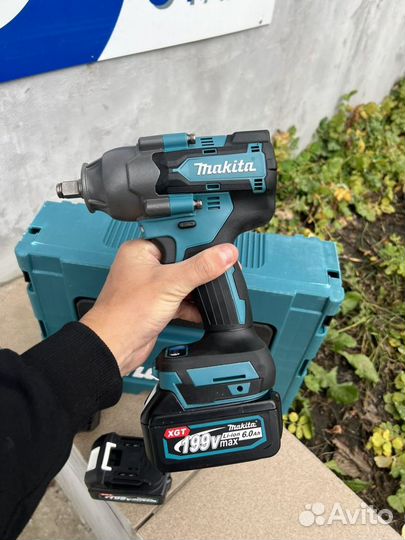 Гайковерт Makita 1800 N.m