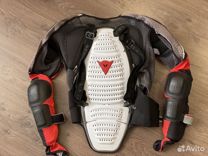 Защита тела Dainese