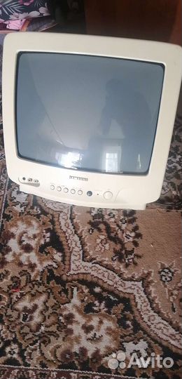 Телевизор samsung