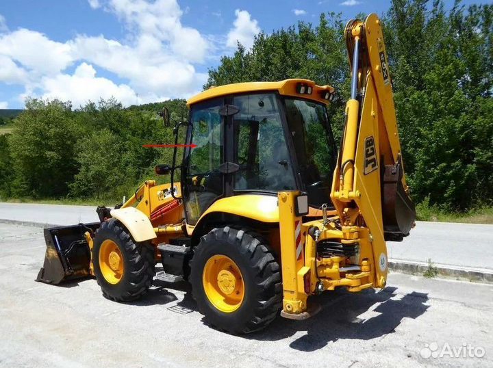 Стекло двери верхнее для погрузчика JCB 4CX