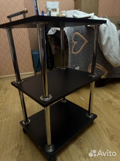 Этажерка на колесиках косметологическая